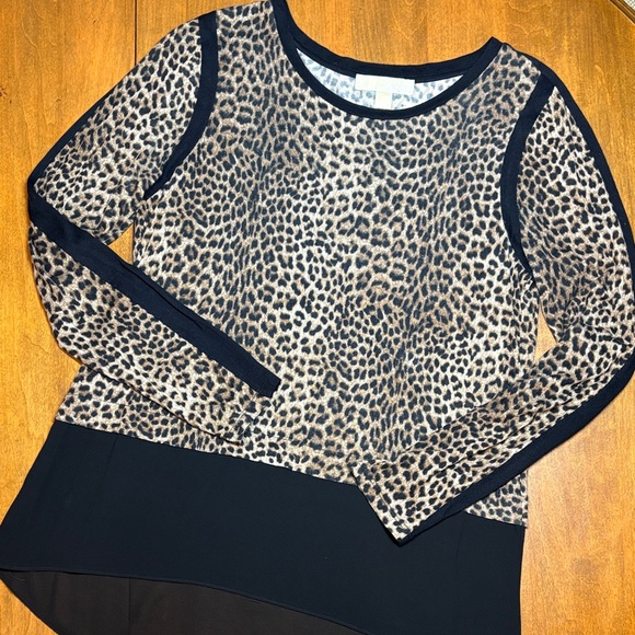 Michael Kors Animal Print Top with Black Trim, Medium - Picture 3 of 12